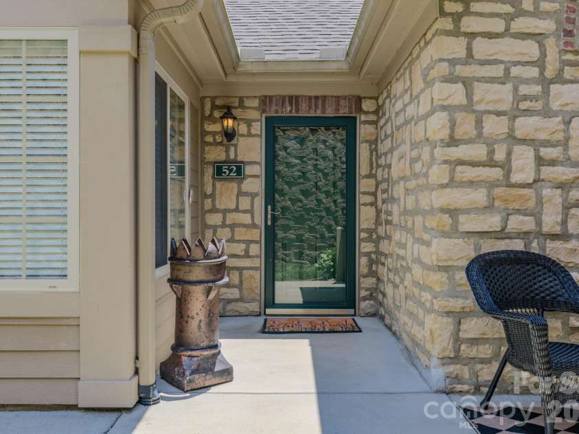 52 Mountain Meadow Circle, Weaverville, NC 28787.  MLS# CAR4394036, YatesRealty ID 33674. FRONT DOOR