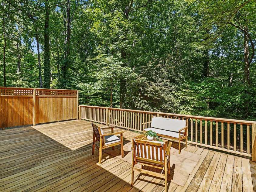 319 Kingsley Drive, Charlotte, NC 28270.  MLS# CAR4383389, YatesRealty ID 33675. 