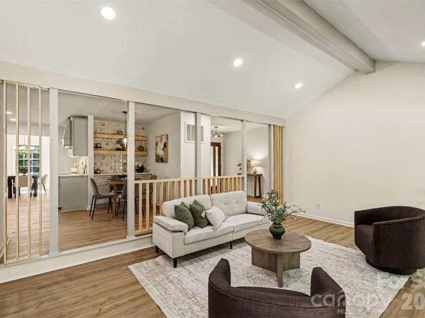 319 Kingsley Drive, Charlotte, NC 28270.  MLS# CAR4383389, YatesRealty ID 33675. Den