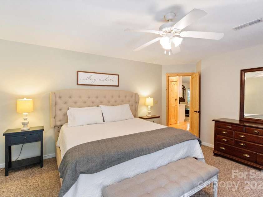 42 Bushwald Lane, Swannanoa, NC 28778.  MLS# CAR4292687, YatesRealty ID 33675. Primary Bedroom Suite