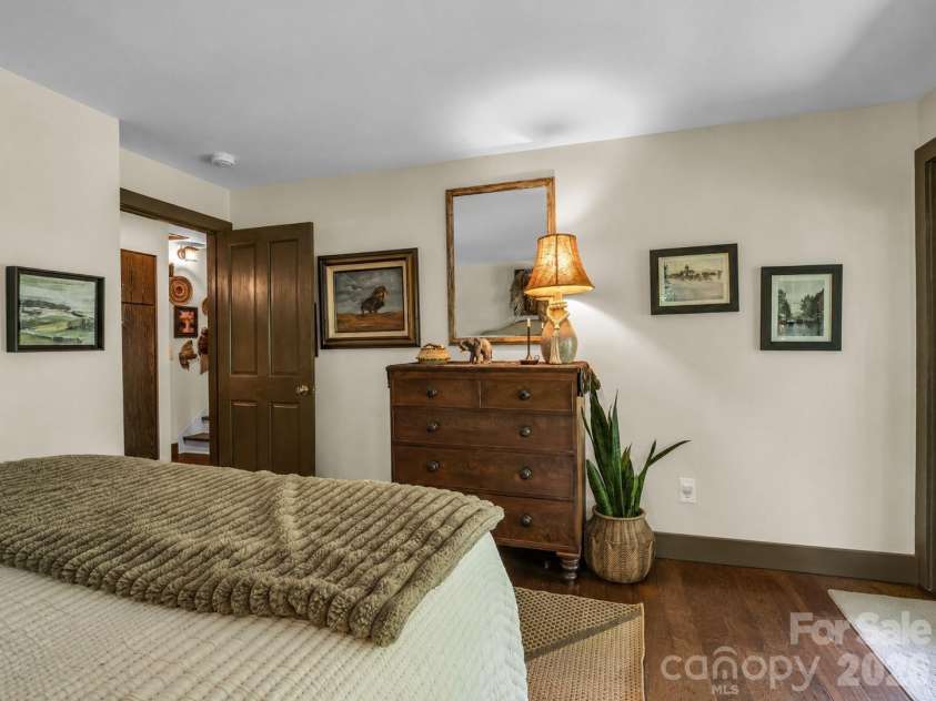 9390 East Fork Road, Brevard, NC 28712.  MLS# CAR4397774, YatesRealty ID 33676. 