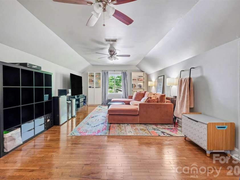 4133 Ashleytown Lane, Charlotte, NC 28270.  MLS# CAR4365855, YatesRealty ID 33678. 