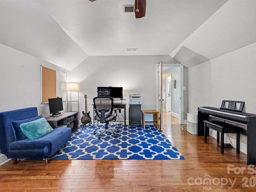 4133 Ashleytown Lane, Charlotte, NC 28270.  MLS# CAR4365855, YatesRealty ID 33678. 