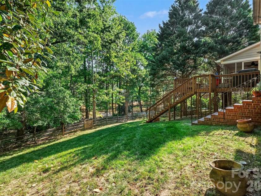 4133 Ashleytown Lane, Charlotte, NC 28270.  MLS# CAR4365855, YatesRealty ID 33678. 