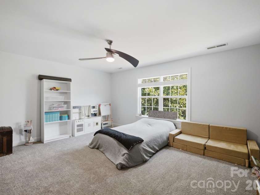 983 Jerry Lees Way, Denver, NC 28037.  MLS# CAR4394495, YatesRealty ID 33679. 4th bedroom suite with full bath