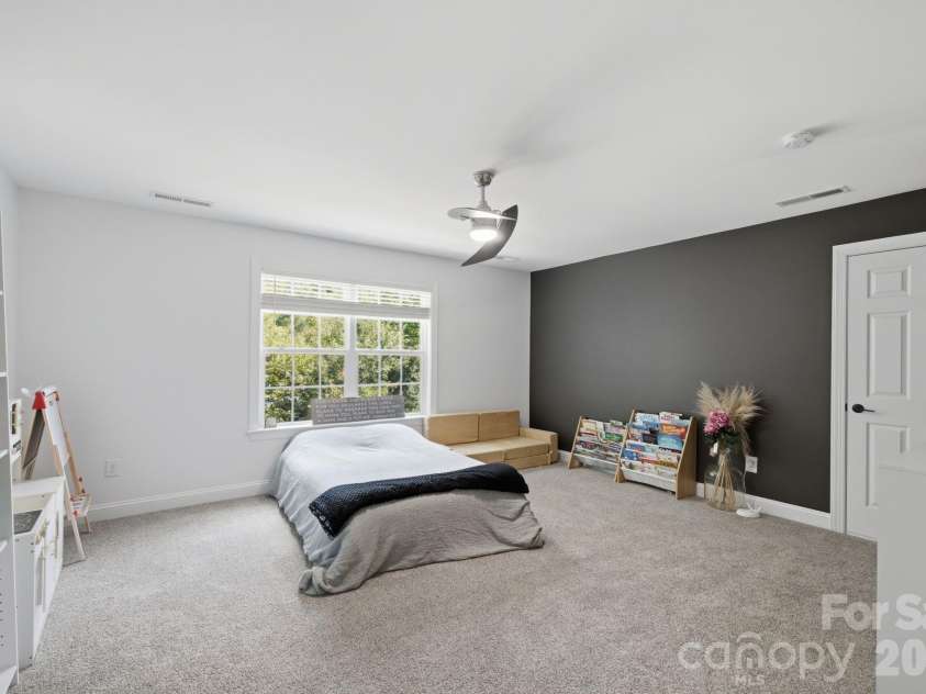 983 Jerry Lees Way, Denver, NC 28037.  MLS# CAR4394495, YatesRealty ID 33679. 4th bedroom suite with full bath