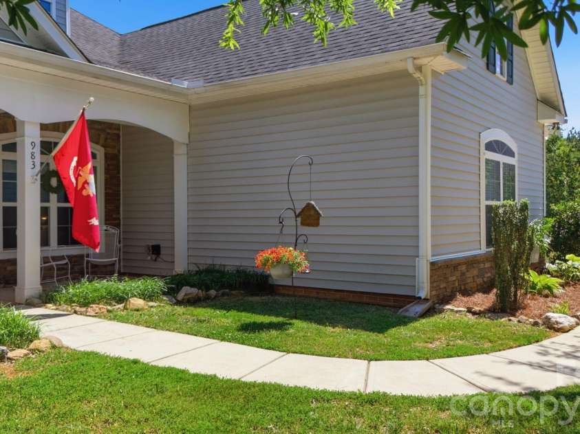 983 Jerry Lees Way, Denver, NC 28037.  MLS# CAR4394495, YatesRealty ID 33679. 