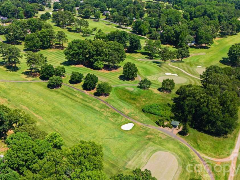 983 Jerry Lees Way, Denver, NC 28037.  MLS# CAR4394495, YatesRealty ID 33679. Cowans Ford Golf Course around the corner