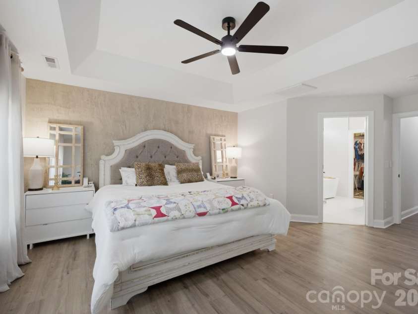 983 Jerry Lees Way, Denver, NC 28037.  MLS# CAR4394495, YatesRealty ID 33679. Primary bedroom