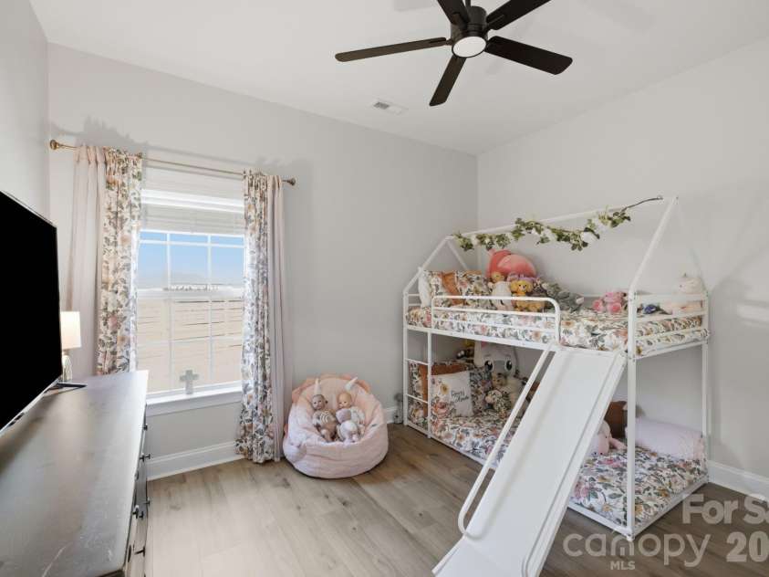 983 Jerry Lees Way, Denver, NC 28037.  MLS# CAR4394495, YatesRealty ID 33679. Secondary bedroom