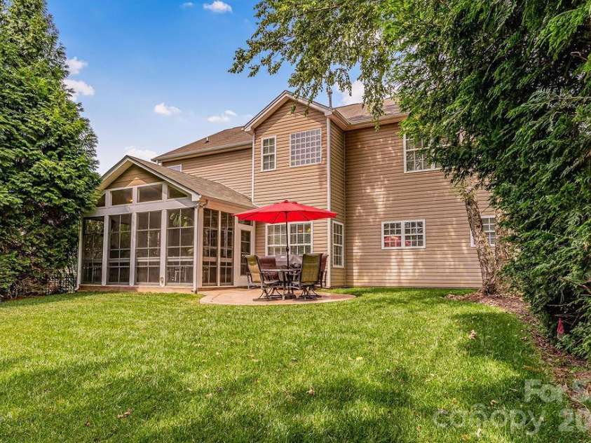 13731 Daltrey Lane, Charlotte, NC 28277.  MLS# CAR4397841, YatesRealty ID 33681. 