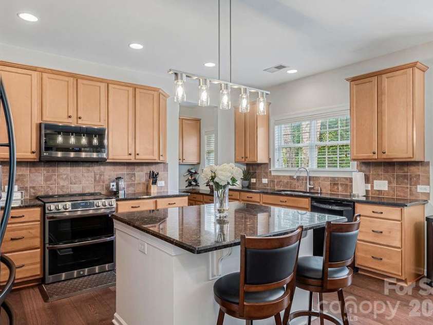 13731 Daltrey Lane, Charlotte, NC 28277.  MLS# CAR4397841, YatesRealty ID 33681. 
