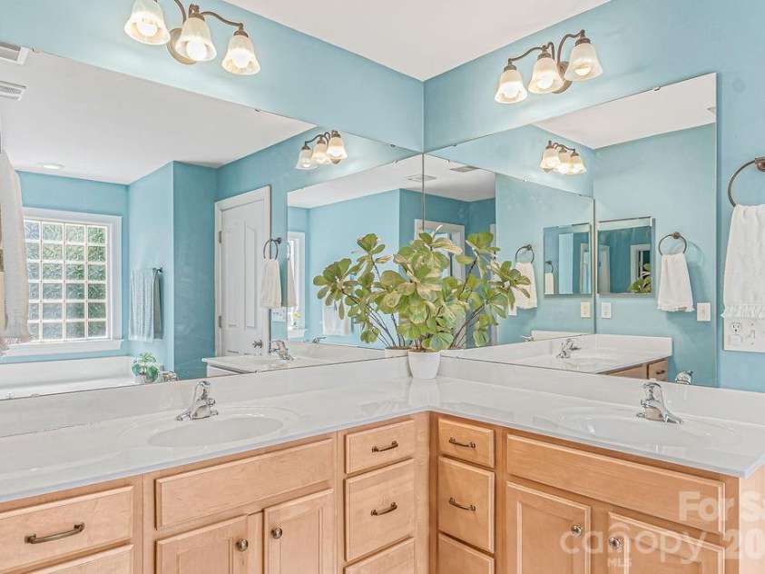 13731 Daltrey Lane, Charlotte, NC 28277.  MLS# CAR4397841, YatesRealty ID 33681. 