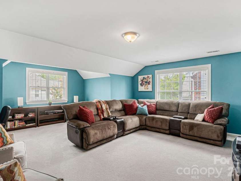 13731 Daltrey Lane, Charlotte, NC 28277.  MLS# CAR4397841, YatesRealty ID 33681. 