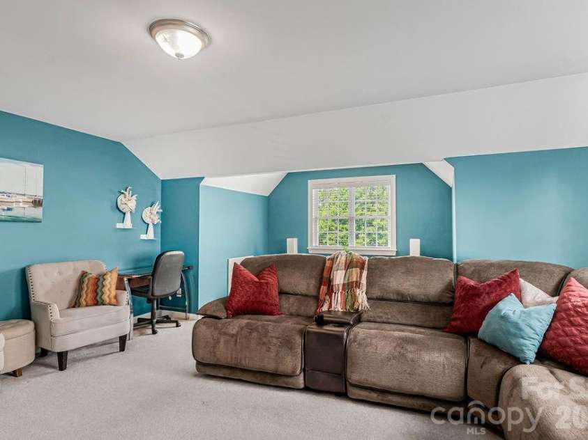 13731 Daltrey Lane, Charlotte, NC 28277.  MLS# CAR4397841, YatesRealty ID 33681. 