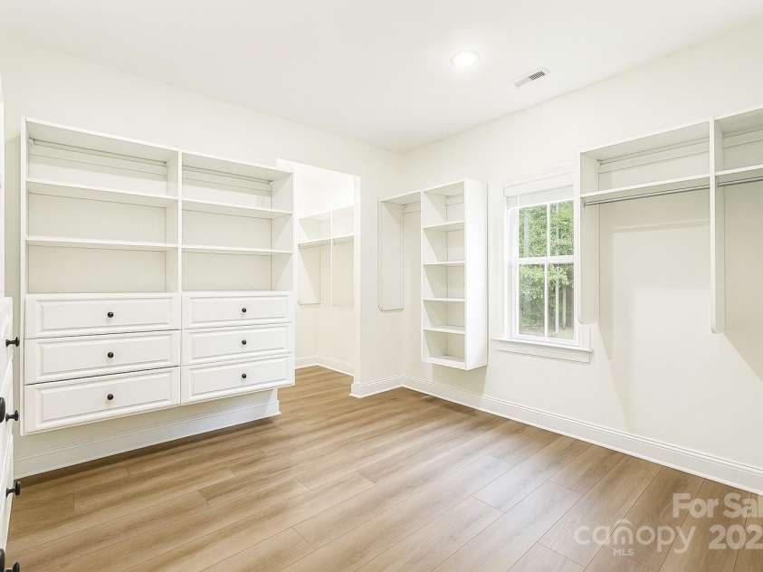 8315 Adrian Court, Charlotte, NC 28270.  MLS# CAR4264233, YatesRealty ID 33681. 