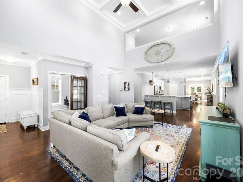1823 Allen Street, Charlotte, NC 28205.  MLS# CAR4378484, YatesRealty ID 33683. 