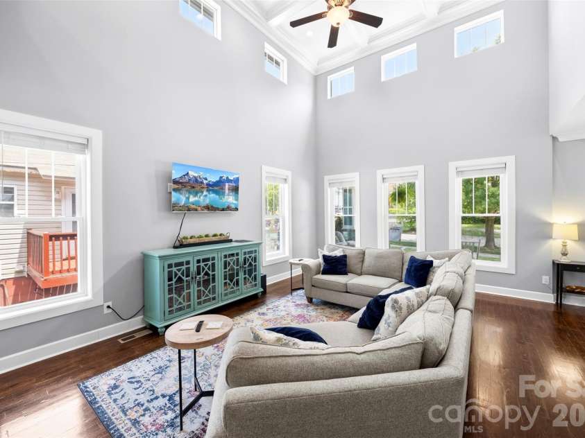 1823 Allen Street, Charlotte, NC 28205.  MLS# CAR4378484, YatesRealty ID 33683. 