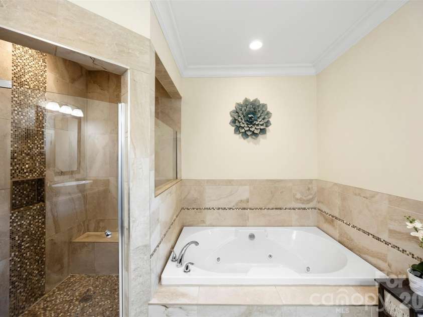1823 Allen Street, Charlotte, NC 28205.  MLS# CAR4378484, YatesRealty ID 33683. Primary Bathroom