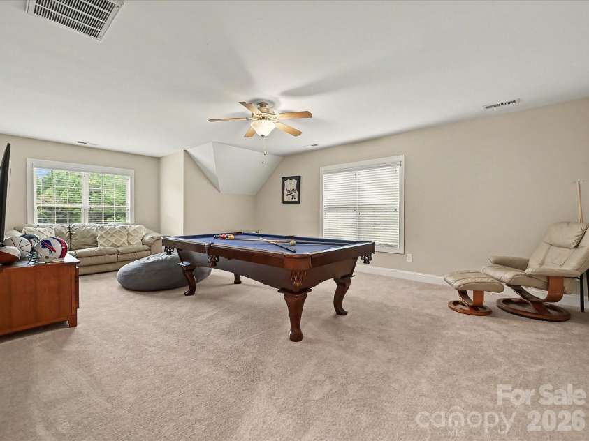 9643 Hampton Oaks Lane, Charlotte, NC 28270.  MLS# CAR4389106, YatesRealty ID 33684. Bonus Room