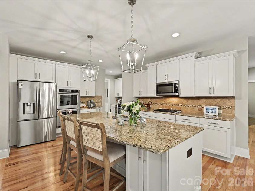 9643 Hampton Oaks Lane, Charlotte, NC 28270.  MLS# CAR4389106, YatesRealty ID 33684. Kitchen