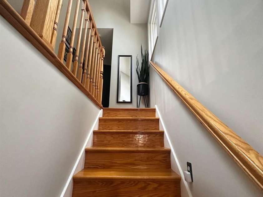 430 17th Avenue Drive, Hickory, NC 28601.  MLS# CAR4281870, YatesRealty ID 33686. 