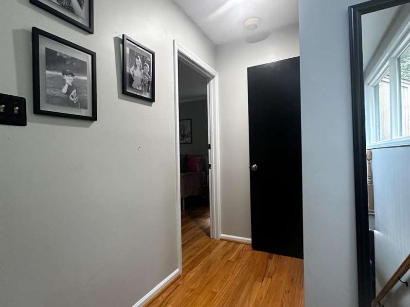 430 17th Avenue Drive, Hickory, NC 28601.  MLS# CAR4281870, YatesRealty ID 33686. 