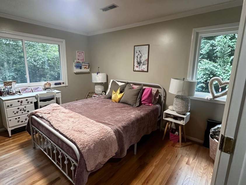 430 17th Avenue Drive, Hickory, NC 28601.  MLS# CAR4281870, YatesRealty ID 33686. Bedroom 2