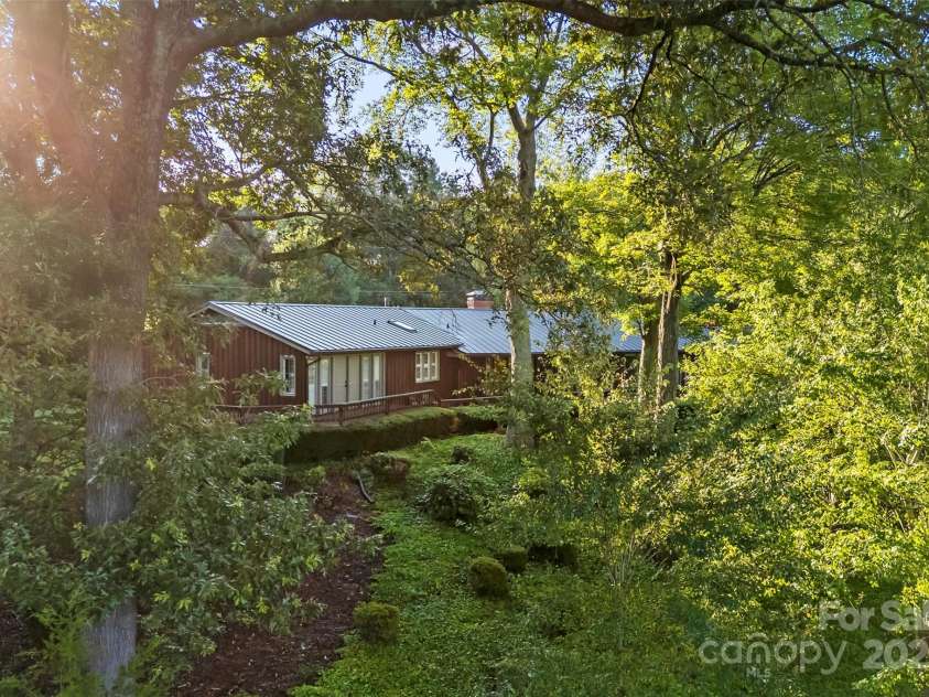 2927 Old Stage Road, Gastonia, NC 28052.  MLS# CAR4283829, YatesRealty ID 33688. 