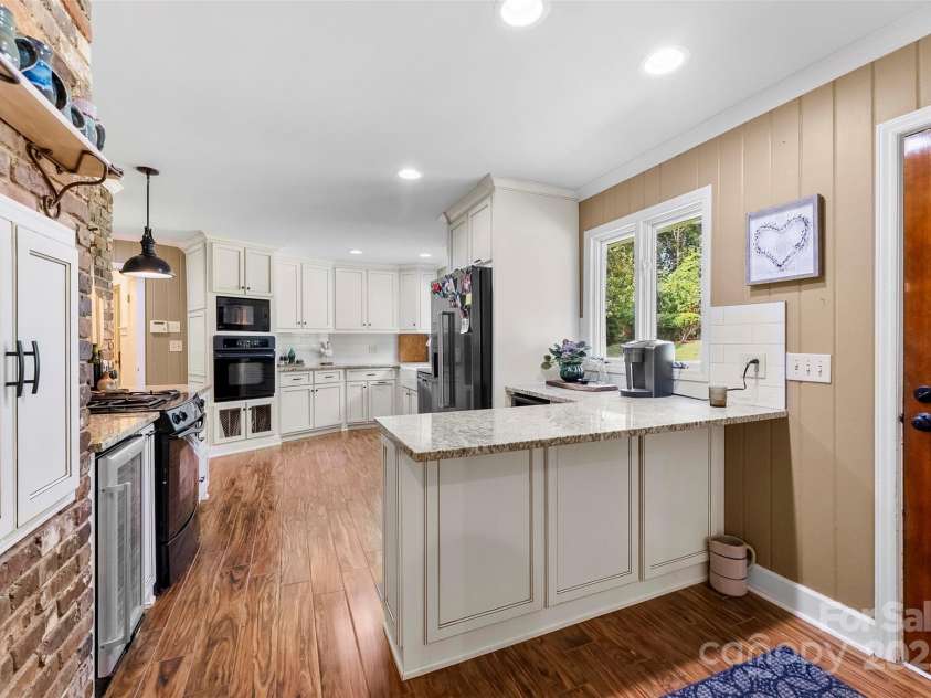 2927 Old Stage Road, Gastonia, NC 28052.  MLS# CAR4283829, YatesRealty ID 33688. 