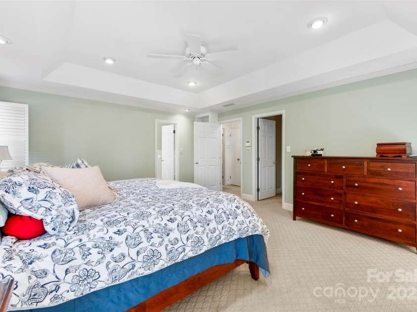 2927 Old Stage Road, Gastonia, NC 28052.  MLS# CAR4283829, YatesRealty ID 33688. 