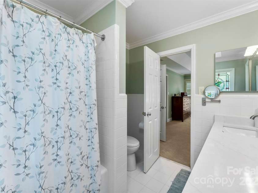 2927 Old Stage Road, Gastonia, NC 28052.  MLS# CAR4283829, YatesRealty ID 33688. 