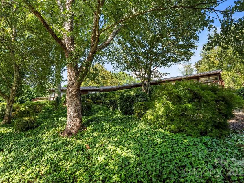 2927 Old Stage Road, Gastonia, NC 28052.  MLS# CAR4283829, YatesRealty ID 33688. 