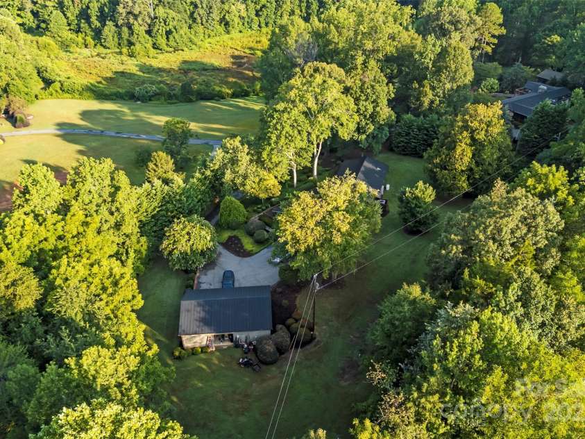 2927 Old Stage Road, Gastonia, NC 28052.  MLS# CAR4283829, YatesRealty ID 33688. 