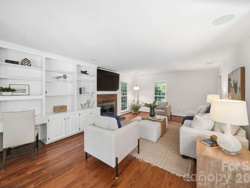 5600 Carmel Station Avenue, Charlotte, NC 28226.  MLS# CAR4397879, YatesRealty ID 33688. 