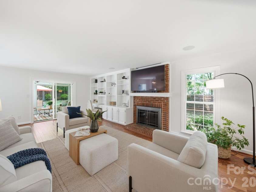 5600 Carmel Station Avenue, Charlotte, NC 28226.  MLS# CAR4397879, YatesRealty ID 33688. 