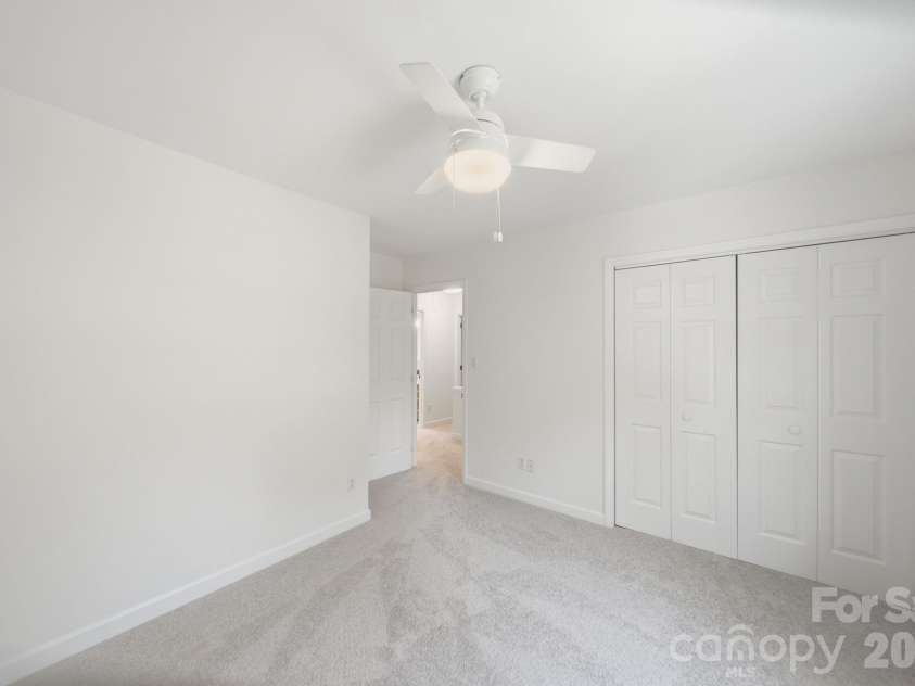 5600 Carmel Station Avenue, Charlotte, NC 28226.  MLS# CAR4397879, YatesRealty ID 33688. 