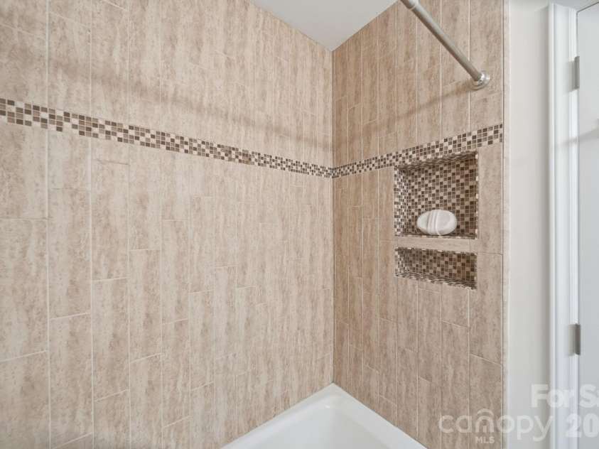 5600 Carmel Station Avenue, Charlotte, NC 28226.  MLS# CAR4397879, YatesRealty ID 33688. 