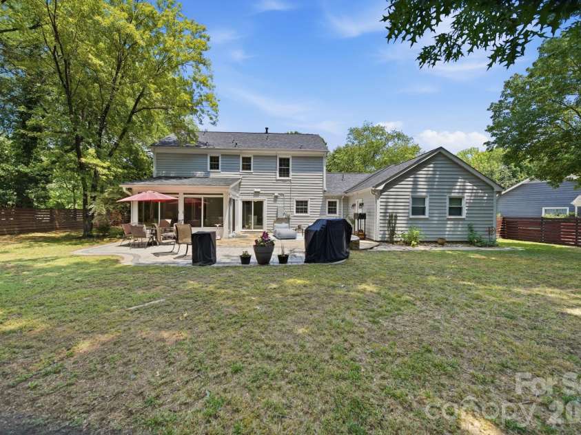 5600 Carmel Station Avenue, Charlotte, NC 28226.  MLS# CAR4397879, YatesRealty ID 33688. 