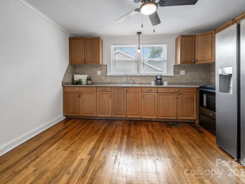 107 Apricot Street, Belmont, NC 28012.  MLS# CAR4284987, YatesRealty ID 33689. 