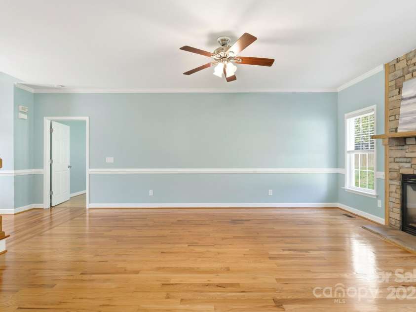 117 Chandler Drive, Mocksville, NC 27028.  MLS# CAR4311505, YatesRealty ID 3369. 