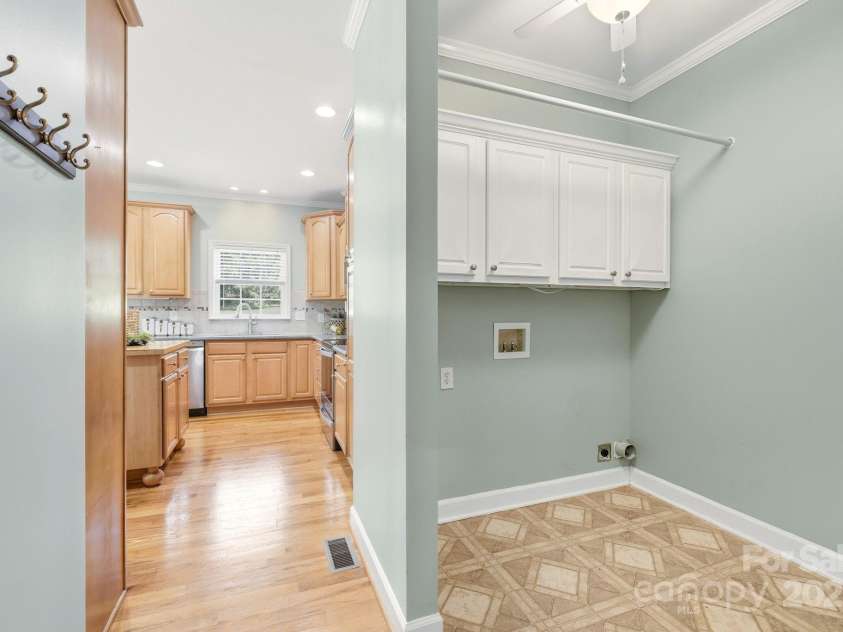 117 Chandler Drive, Mocksville, NC 27028.  MLS# CAR4311505, YatesRealty ID 3369. 