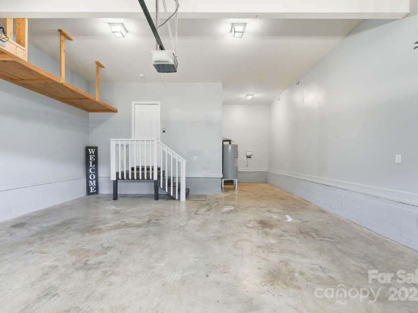 117 Chandler Drive, Mocksville, NC 27028.  MLS# CAR4311505, YatesRealty ID 3369. 