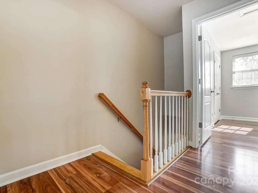 1224 Green Oaks Lane, Charlotte, NC 28205.  MLS# CAR4233494, YatesRealty ID 3369. Upstairs hallway