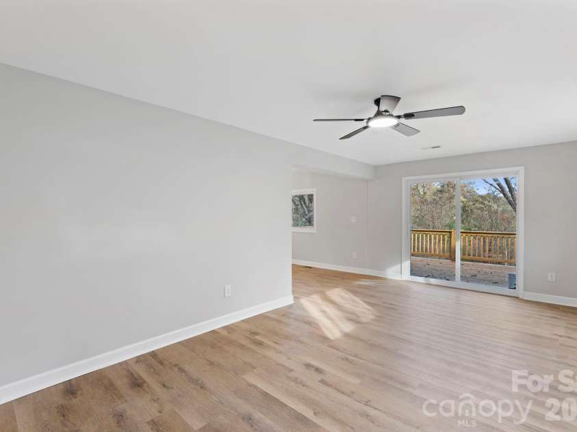 274 Hatley Circle, Concord, NC 28025.  MLS# CAR4309892, YatesRealty ID 3369. 
