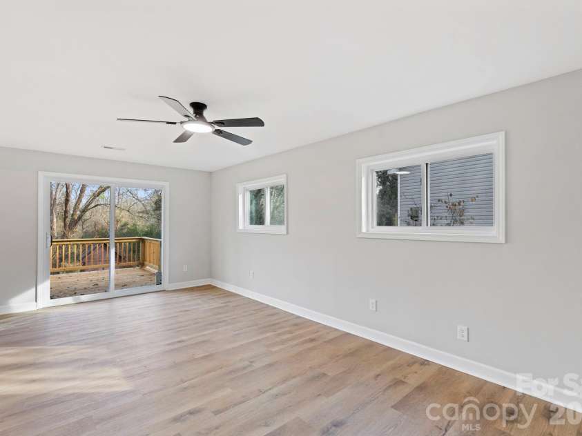 274 Hatley Circle, Concord, NC 28025.  MLS# CAR4309892, YatesRealty ID 3369. 