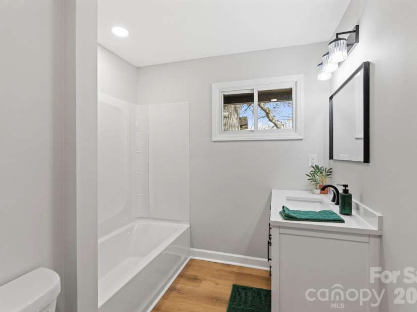 274 Hatley Circle, Concord, NC 28025.  MLS# CAR4309892, YatesRealty ID 3369. 
