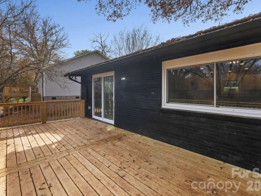 274 Hatley Circle, Concord, NC 28025.  MLS# CAR4309892, YatesRealty ID 3369. 