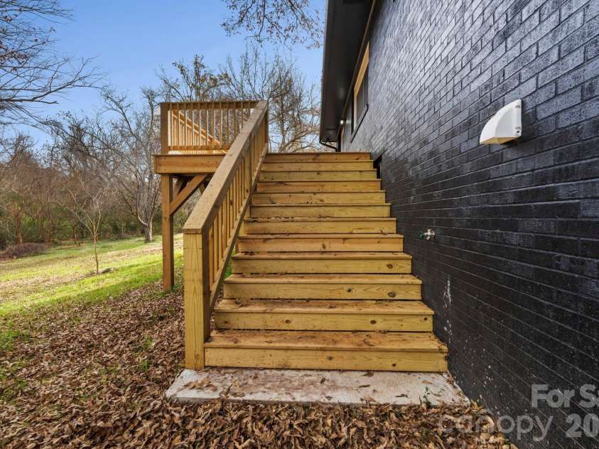 274 Hatley Circle, Concord, NC 28025.  MLS# CAR4309892, YatesRealty ID 3369. 