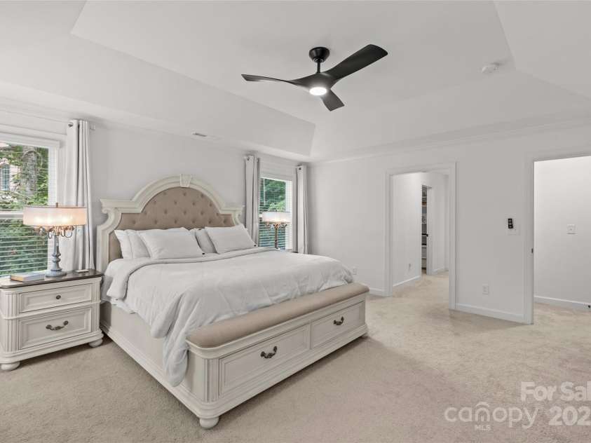 5902 Beatties Ford Road, Charlotte, NC 28216.  MLS# CAR4287587, YatesRealty ID 33691. 